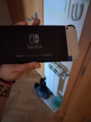 Nintendo Switch Rojo y Blanco