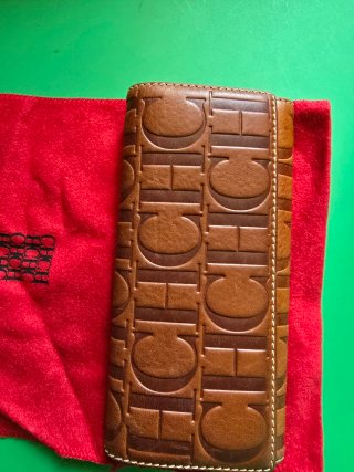 Cartera Carolina Herrera Marrón Logo CH