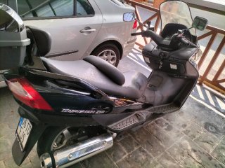 Suzuki Burgman 250cc Maxi Scooter