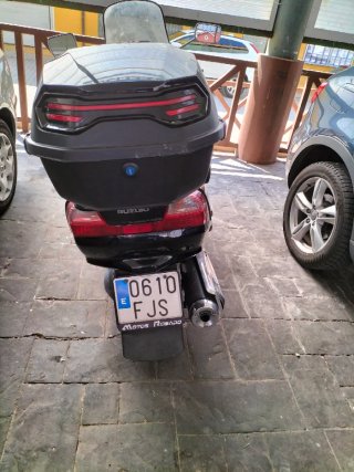 Suzuki Burgman 250cc Maxi Scooter