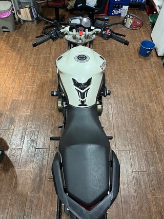 Yamaha XJ6 A2 2010 Naked