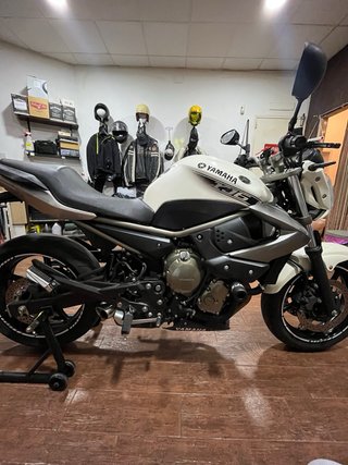 Yamaha XJ6 A2 2010 Naked