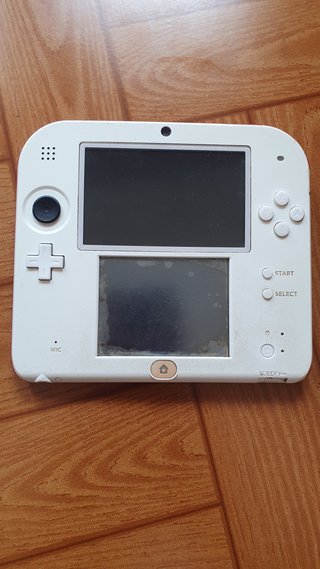 Nintendo 2DS Bianca