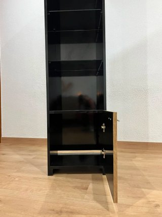 Librería Negro / Madera