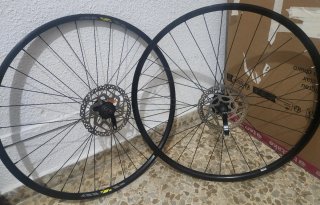 Llantas 29 con discos de freno shimano