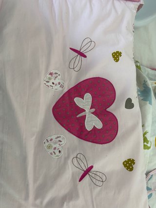 Chichonera cuna estampada flores rosas