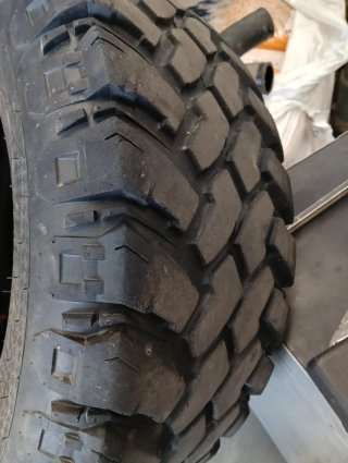 Neumáticos 30x10.5 R15
