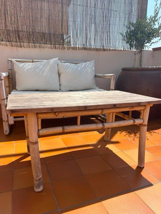 Conjunto de jardín con sofá de 2 plazas y mesa
