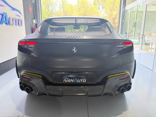 Ferrari Purosangue V12 725cv