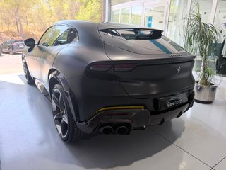 Ferrari Purosangue V12 725cv
