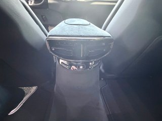 Ferrari Purosangue V12 725cv