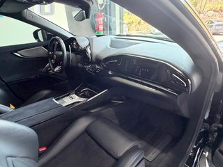 Ferrari Purosangue V12 725cv