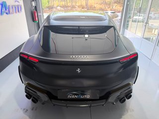 Ferrari Purosangue V12 725cv