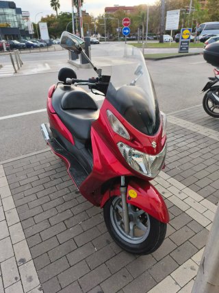 Suzuki Maxi Scooter Roja