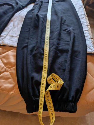 Pantalón negro suelto nuevo