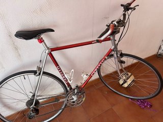 Bicicleta de carretera Cabello Roja