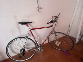 Bicicleta de carretera Cabello Roja