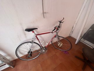 Bicicleta de carretera Cabello Roja