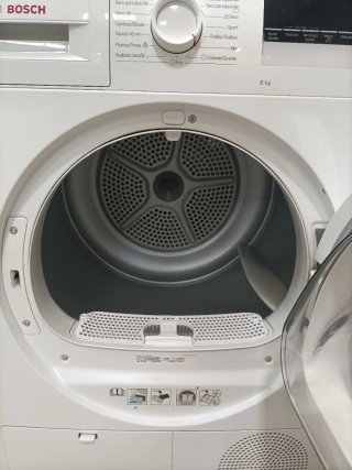 Secadora bomba de calor Bosch Serie 4 de 8kg A++