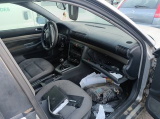 Centralita 038906012ah audi a4 berlina (b5) 588911