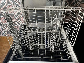 Lavavajillas Beko 60cm. Funciona perfectamente.