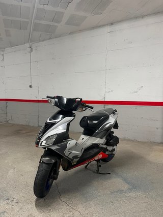 Aprilia SR 50 Scooter 2T