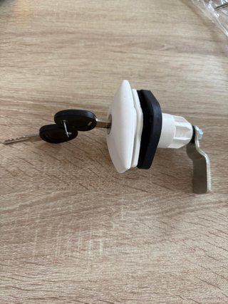Cerradura FAP portón ovalada blanca