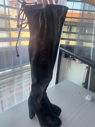 Botas altas negras
