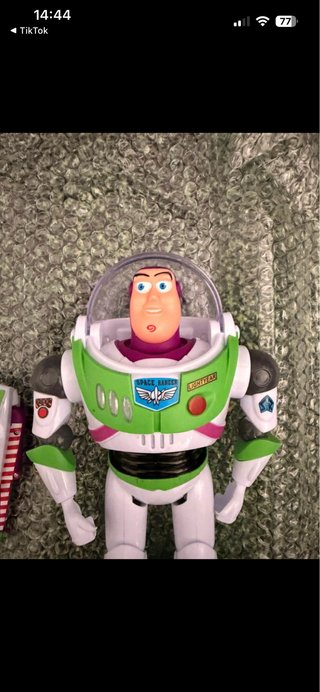 Buzz Lightyear Toy Story 4 Muñeco Electrónico