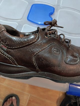 Zapatos de piel marrones
