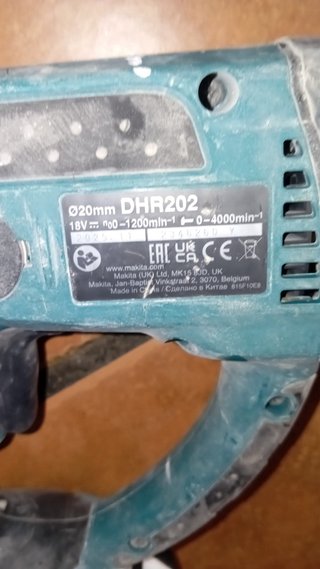 Taladro percutor Makita 18V