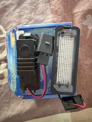 Luz LED auxiliar coche nueva sin usar