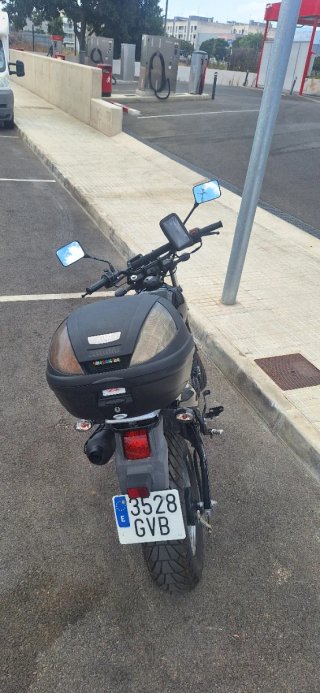 Hyosung Karion 125cc Enduro Negra 2010