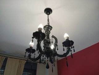 Lámpara colgante negra con lágrimas diseño araña