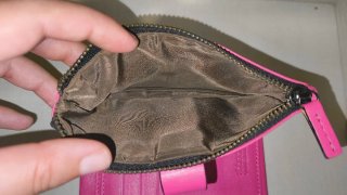 Cartera de piel rosa