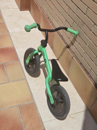 Bicicleta sin pedales Chicco 2-5 años