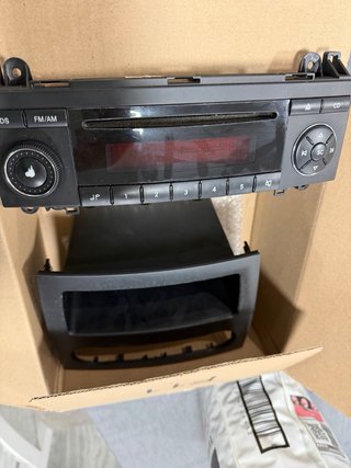 Radio Mercedes Clase A W169 + Marco