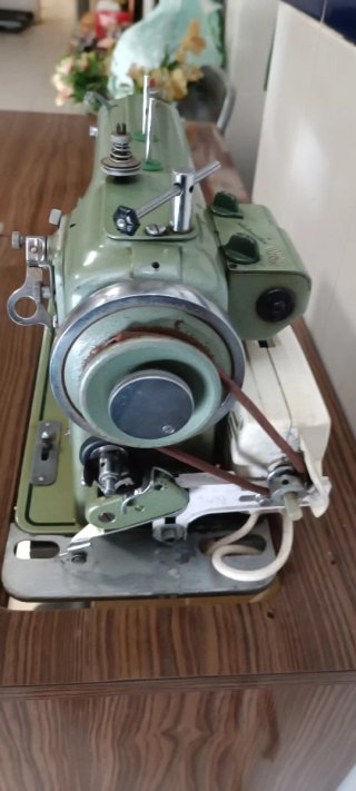 Máquina de coser Refrey Transforma
