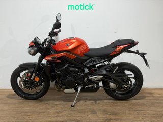 TRIUMPH STREET TRIPLE R (A2)