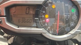 Triumph Tiger XR Aventura Blanca/Gris