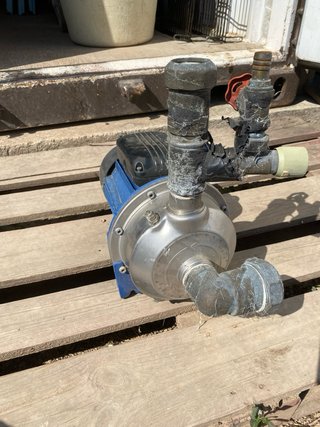 Bomba de agua eléctrica