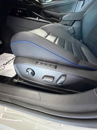 Volkswagen Golf 2025 R 333