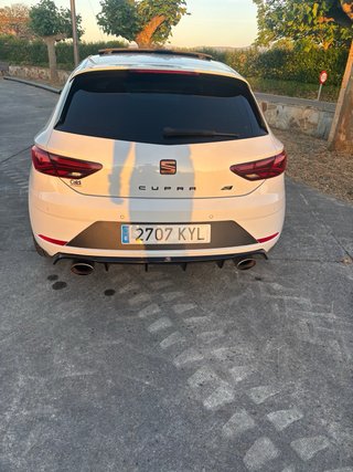 SEAT Leon 2019 cupra
