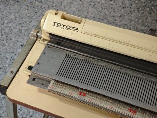 Máquina de tejer Toyota KS901