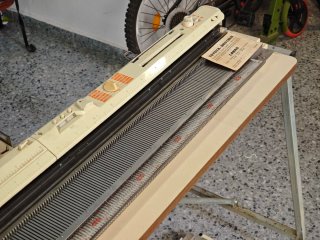 Máquina de tejer Toyota KS901