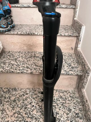 Suspensión Delantera rock shox Bicicleta enduro