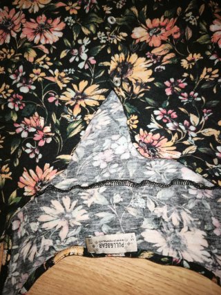 Lote 4 blusas tirantes floral M/38