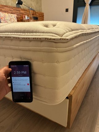 Cama Ikea 160x200 + Colchón (Precio - Negotiable)