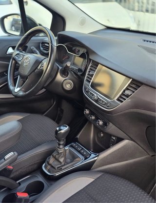 Opel Crossland X 2018