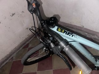 Bicicletta Rockrider ST500 26”